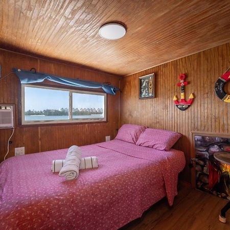 Hotel Beautiful Houseboat In Cayo Hueso Exterior foto