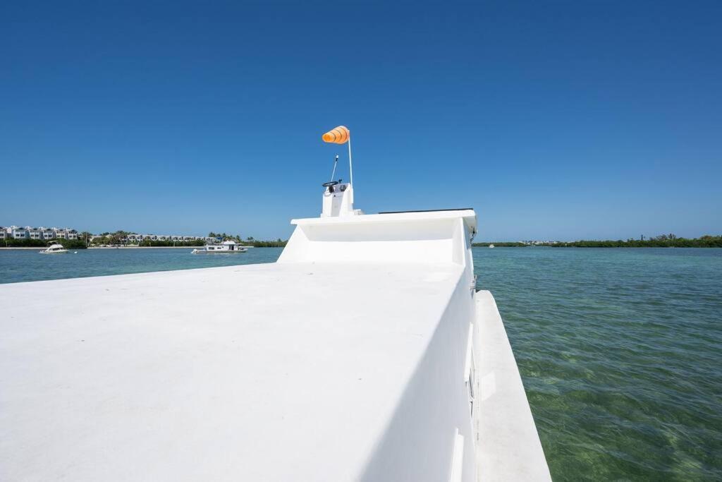 Hotel Beautiful Houseboat In Cayo Hueso Exterior foto