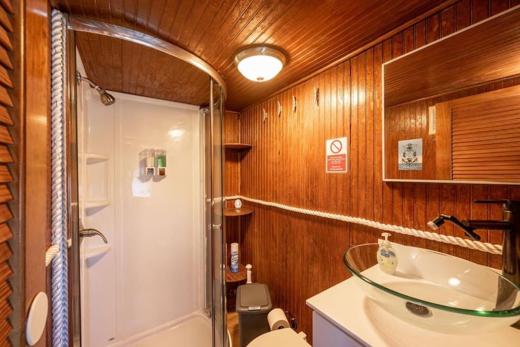 Hotel Beautiful Houseboat In Cayo Hueso Exterior foto