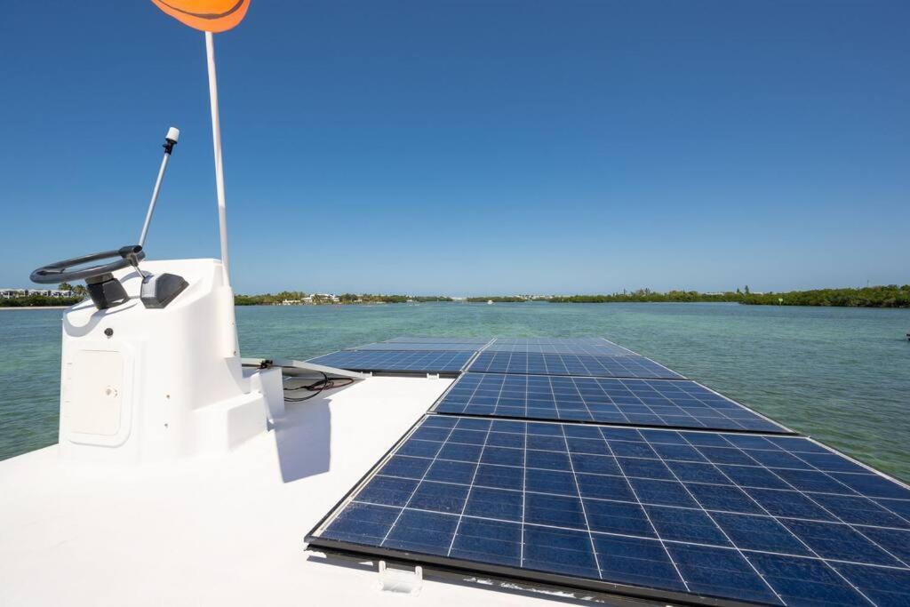 Hotel Beautiful Houseboat In Cayo Hueso Exterior foto